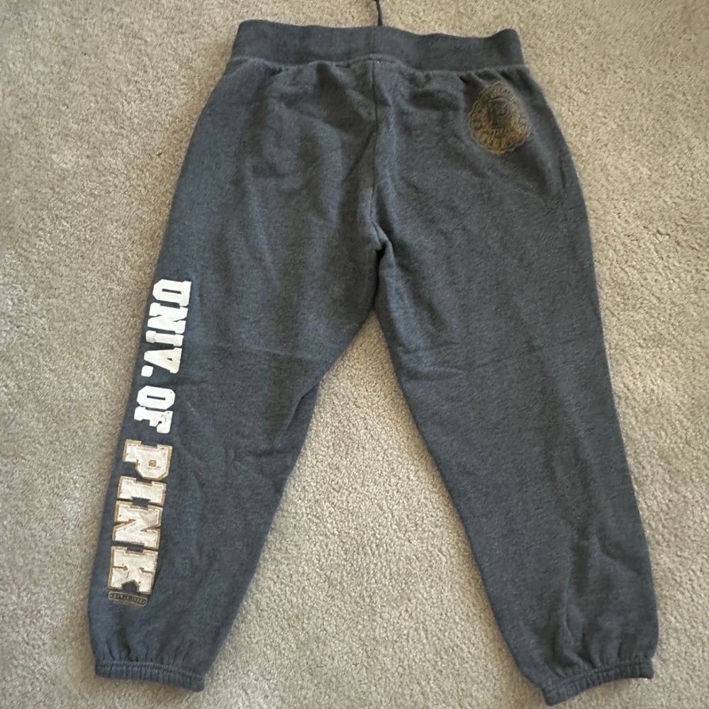 VS Pink Vintage University of Pink Capri Joggers